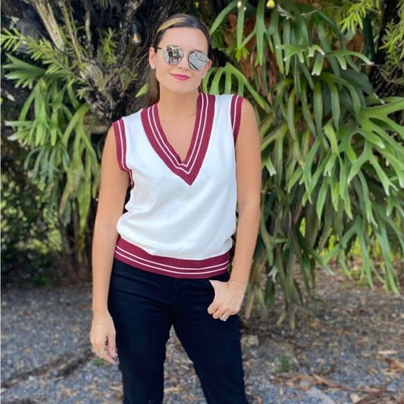 ee:some Study Up Varsity Sweater Vest off white and wine - Picture 3 of 8